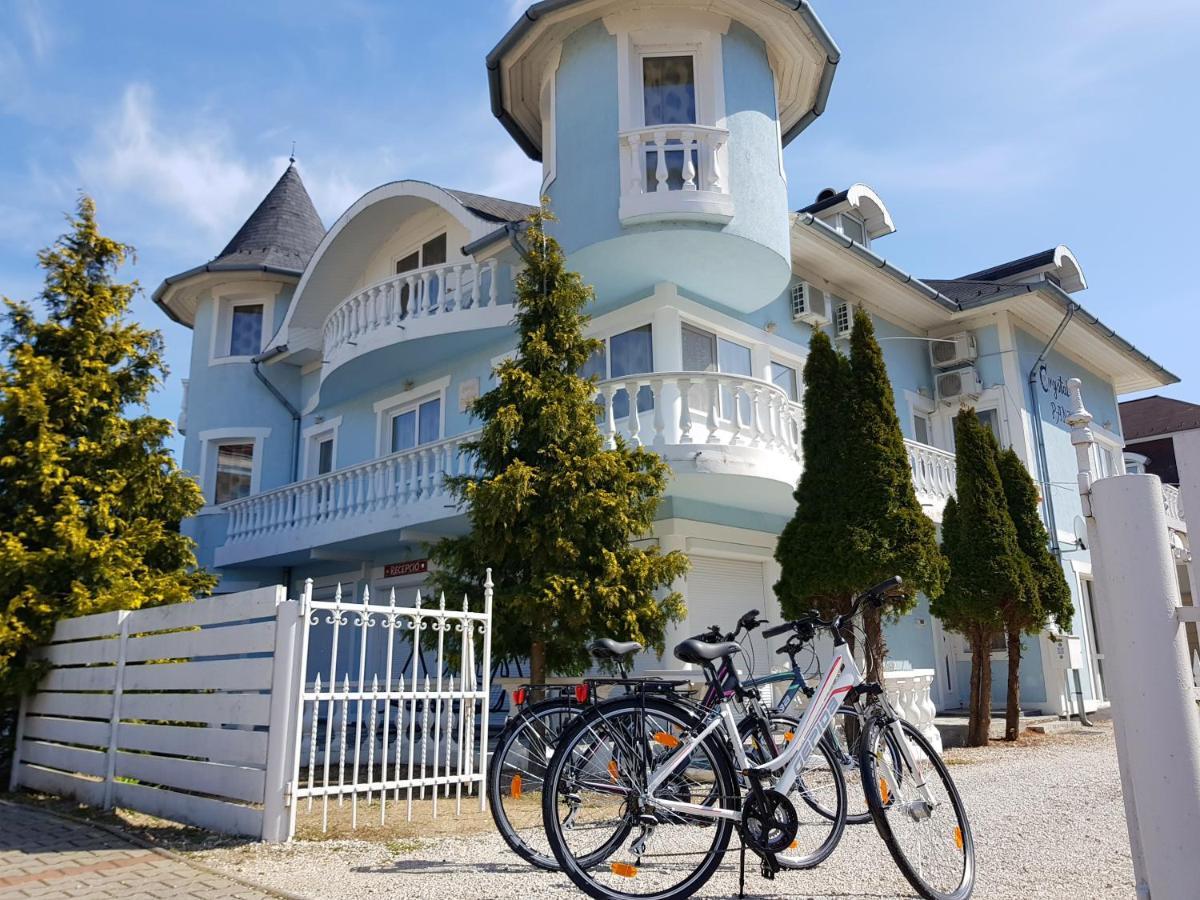 Crystal és Susanne Panzió Bed and Breakfast Siófok Esterno foto