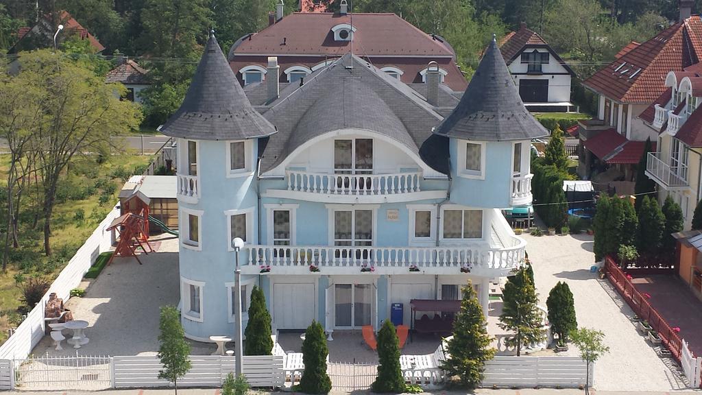 Crystal és Susanne Panzió Bed and Breakfast Siófok Esterno foto