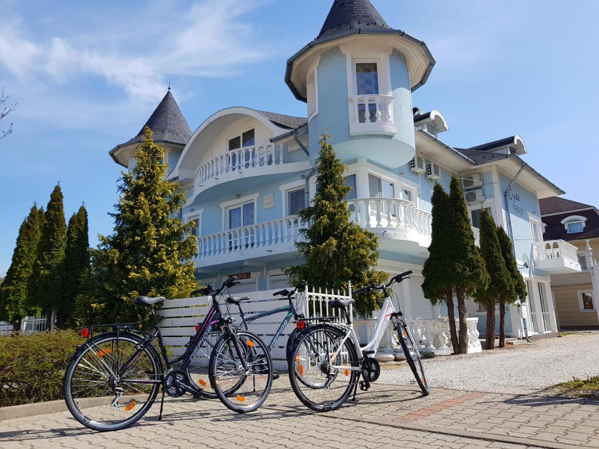 Crystal és Susanne Panzió Bed and Breakfast Siófok Esterno foto