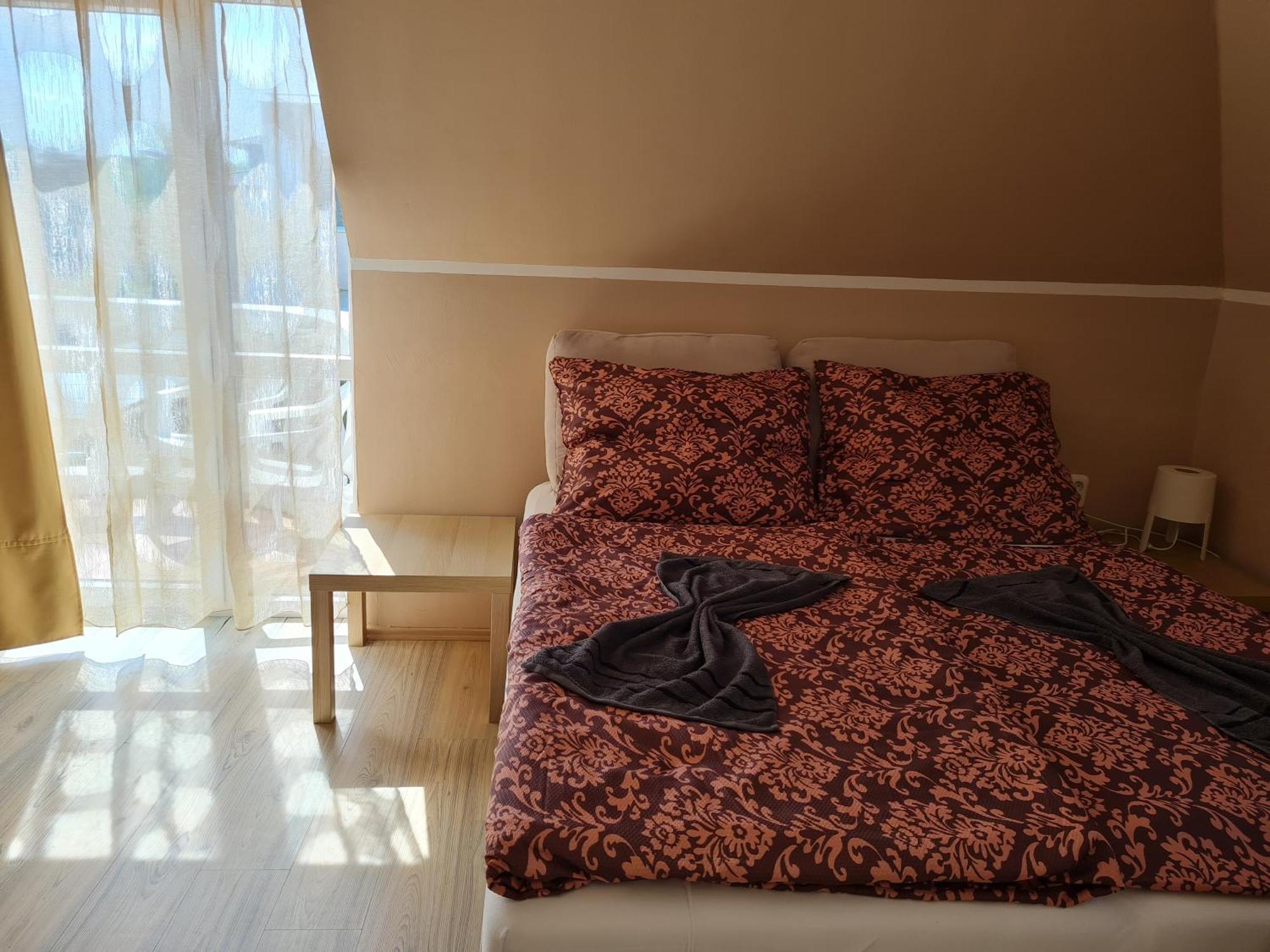 Crystal és Susanne Panzió Bed and Breakfast Siófok Esterno foto
