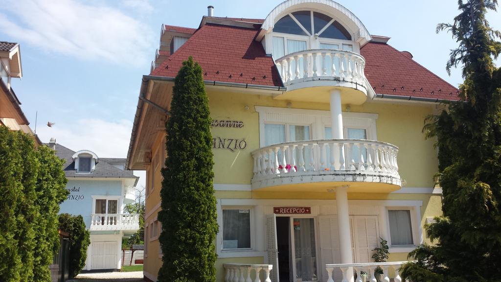 Crystal és Susanne Panzió Bed and Breakfast Siófok Esterno foto